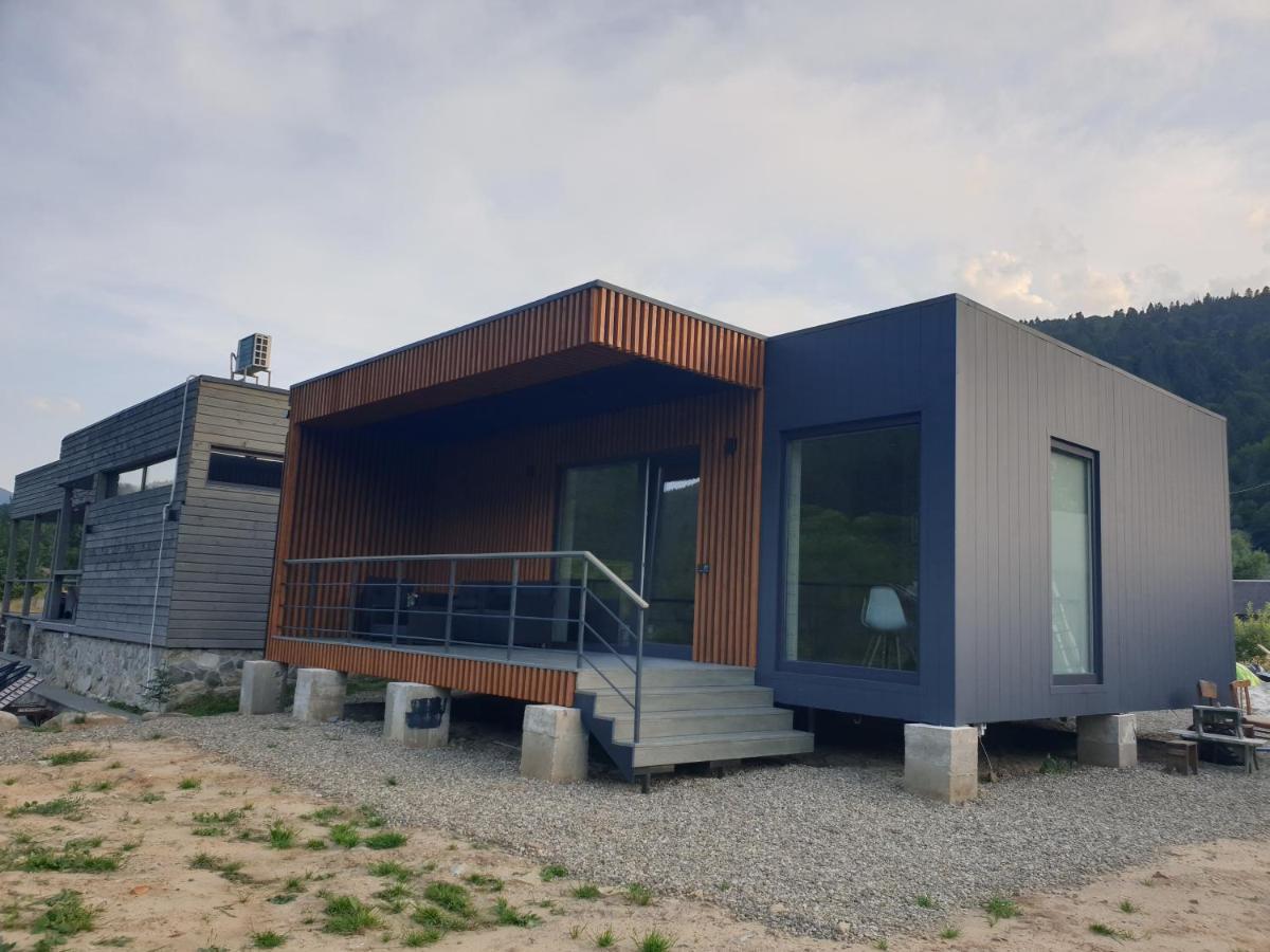 The Living Villa Tatariv Exterior photo