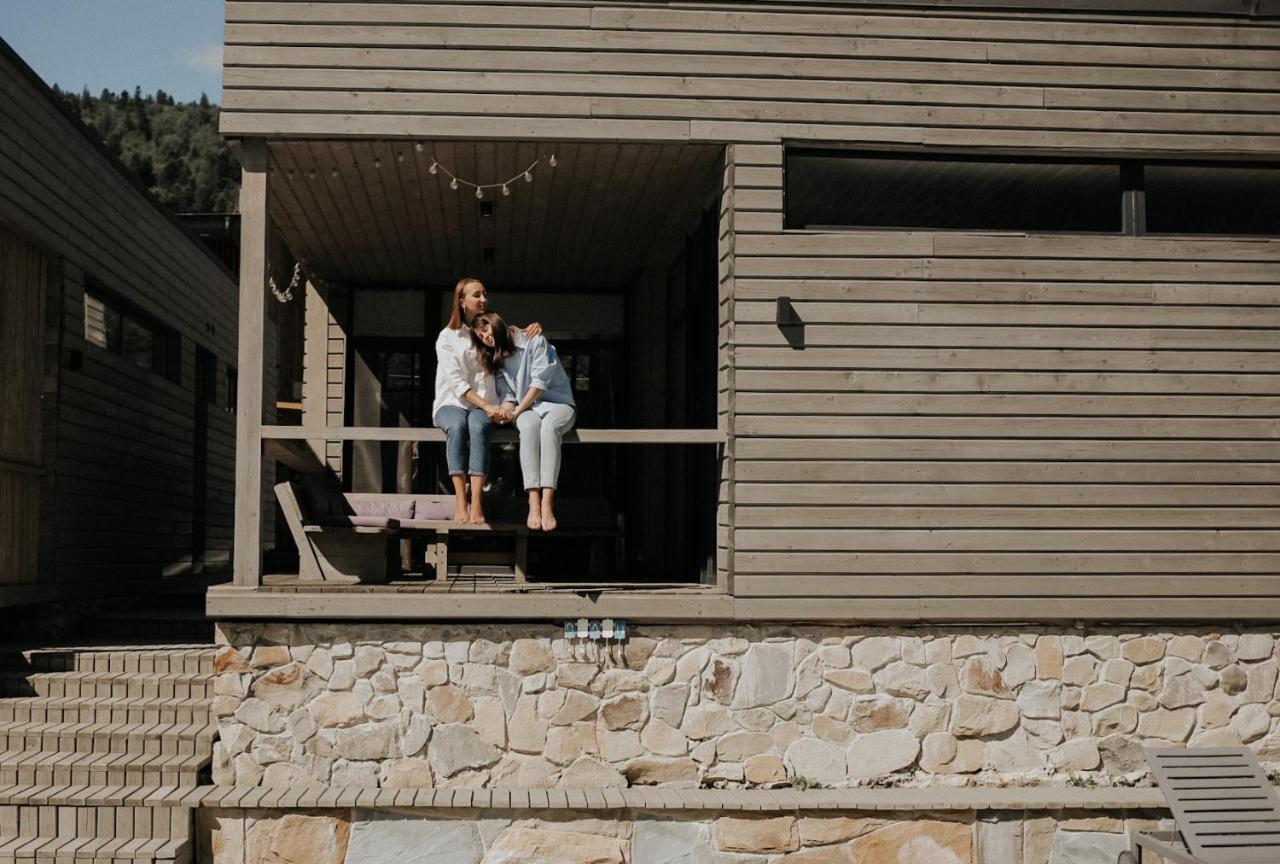 The Living Villa Tatariv Exterior photo