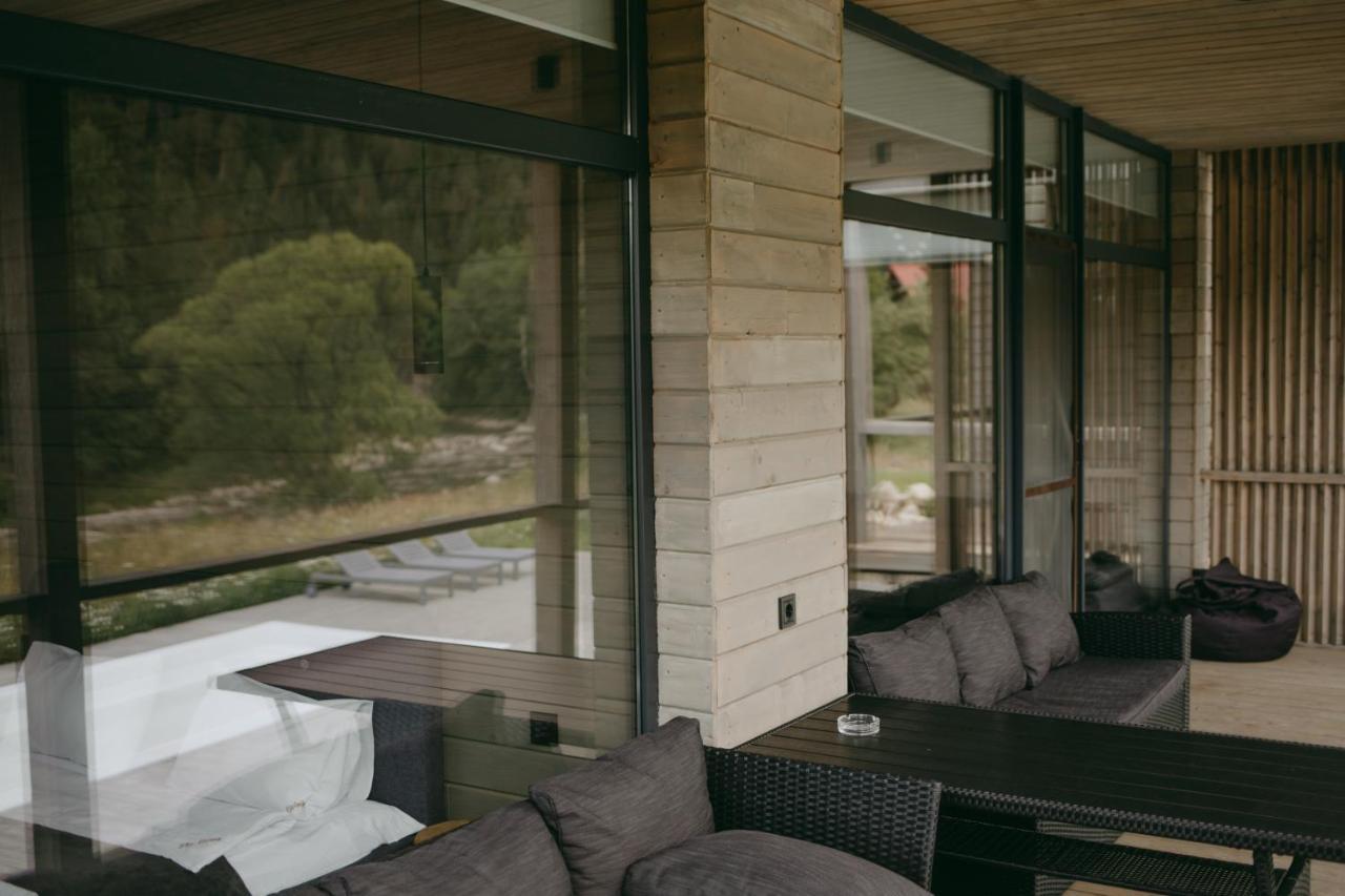 The Living Villa Tatariv Exterior photo